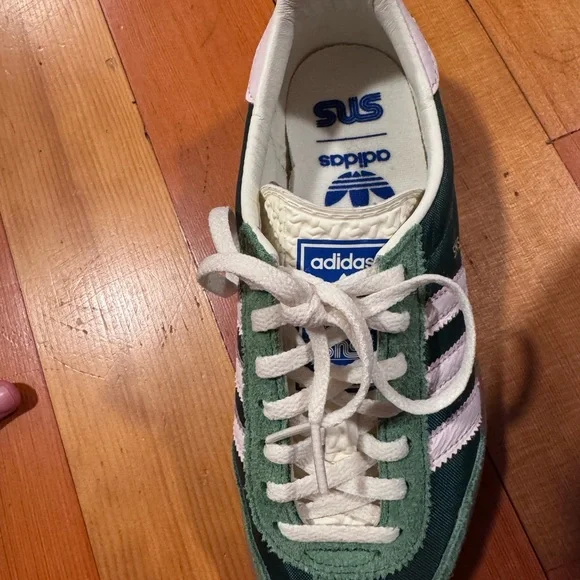 Adidas GT II Green and White Sneakers - Picture 5 of 8